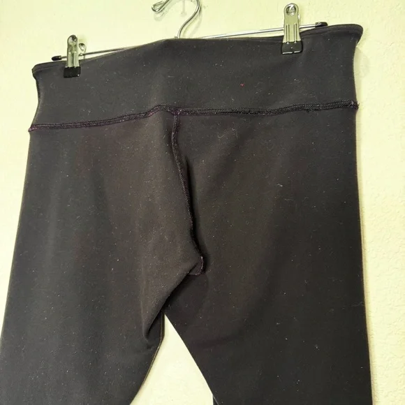 Lululemon Wunder Under Crop III Reversible Leggings Ultra Violet & Black - Picture 8 of 11